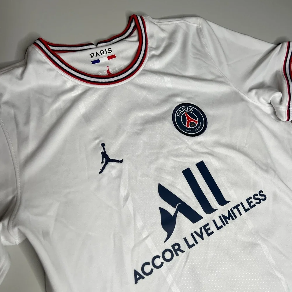 PSG Paris Saint-Germain Jordan Away Jersey Women's L White DH7474-101 NWT